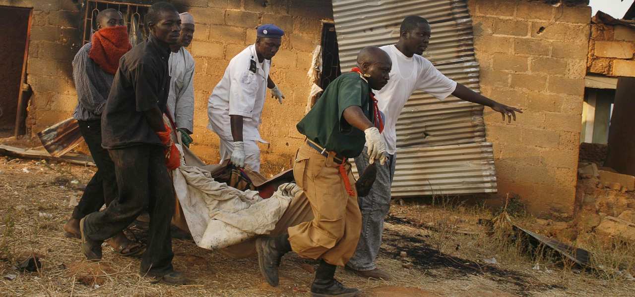 Nigéria, pelo menos 52 mil cristãos mortos em 15 anos por ódio à fé / “O Islão finge estar em diálogo”