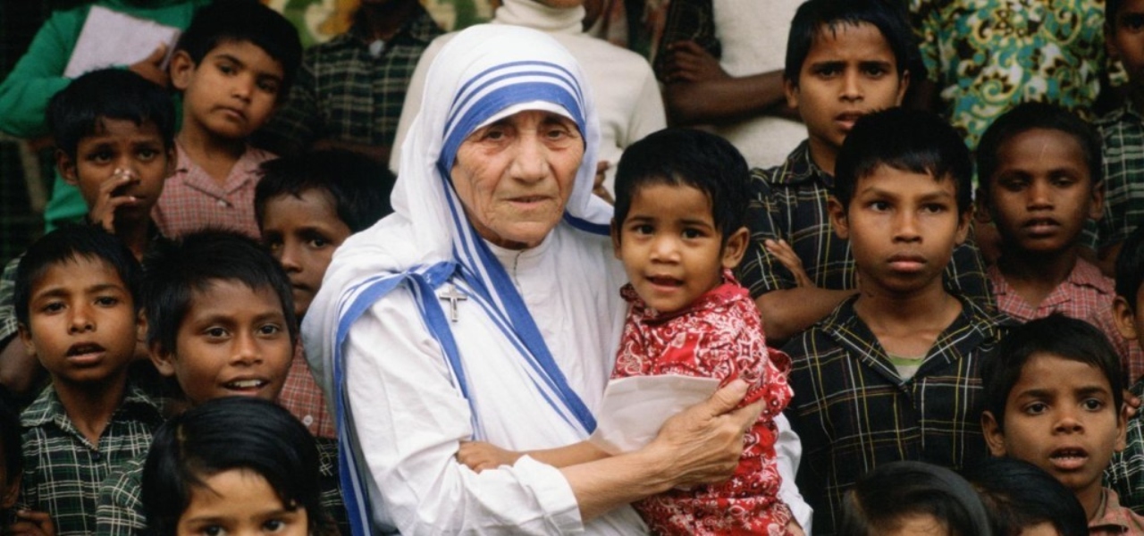 Santa Teresa de Calcutá / Hoje, 5 de setembro de 2024, recordamos a freira que ganhou o Prêmio Nobel da Paz